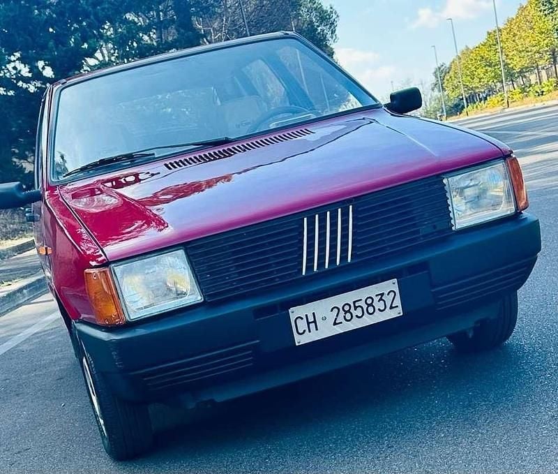 Usata Fiat Uno 45 CV (33 kW) 1987 Rosso Utilitaria