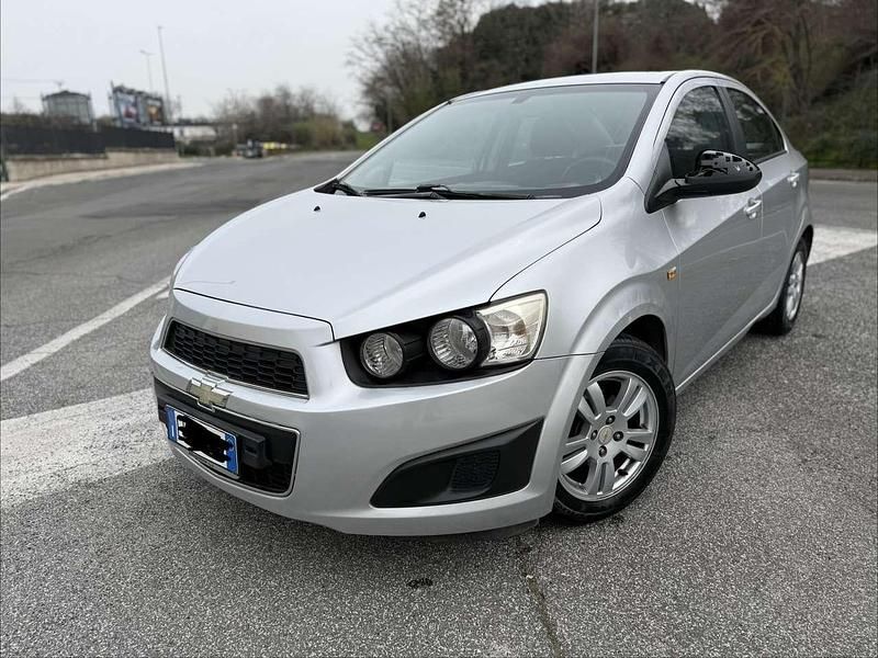 Usata Chevrolet Aveo LT 86 CV (63 kW) 2012 Argento Berlina