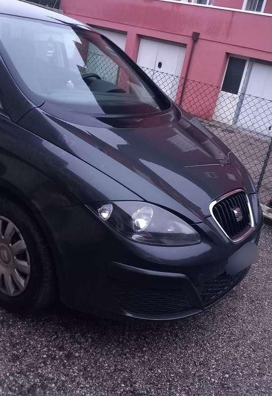 Usata Seat Altea 105 CV (77 kW) 2011 Monovolume