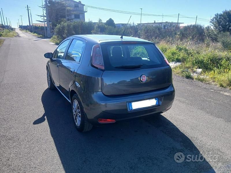 Usata Fiat Punto Evo 75 CV (55 kW) 2010 Grigio Utilitaria