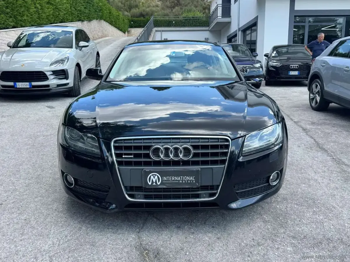Usata Audi A5 Ambiente 170 CV (125 kW) 2011 Nero Coupé