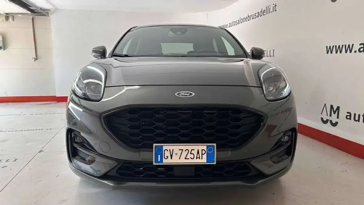 Usata Ford Puma ST-Line 124 CV (91 kW) 2024 Magnetic grey SUV