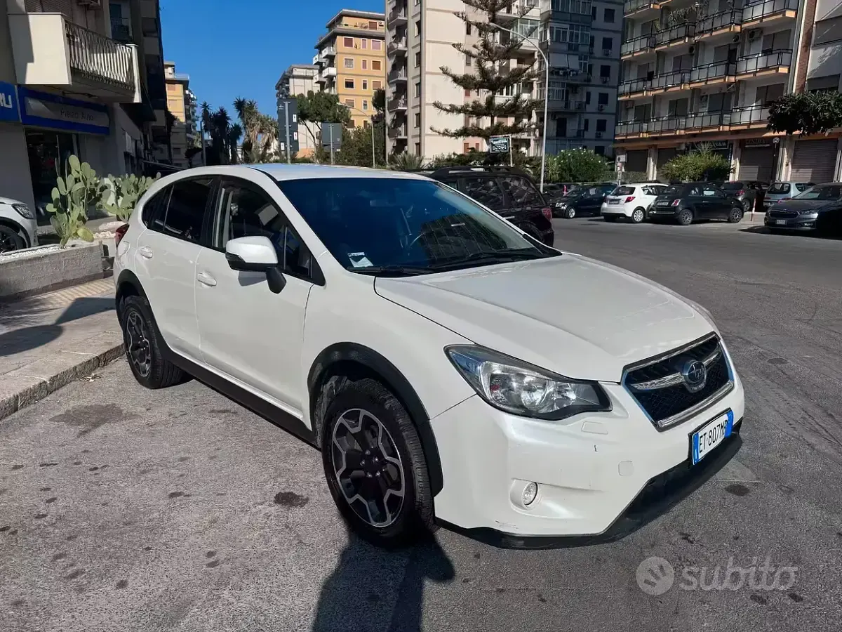 Usata Subaru XV Style 147 CV (108 kW) 2014 Bianco SUV