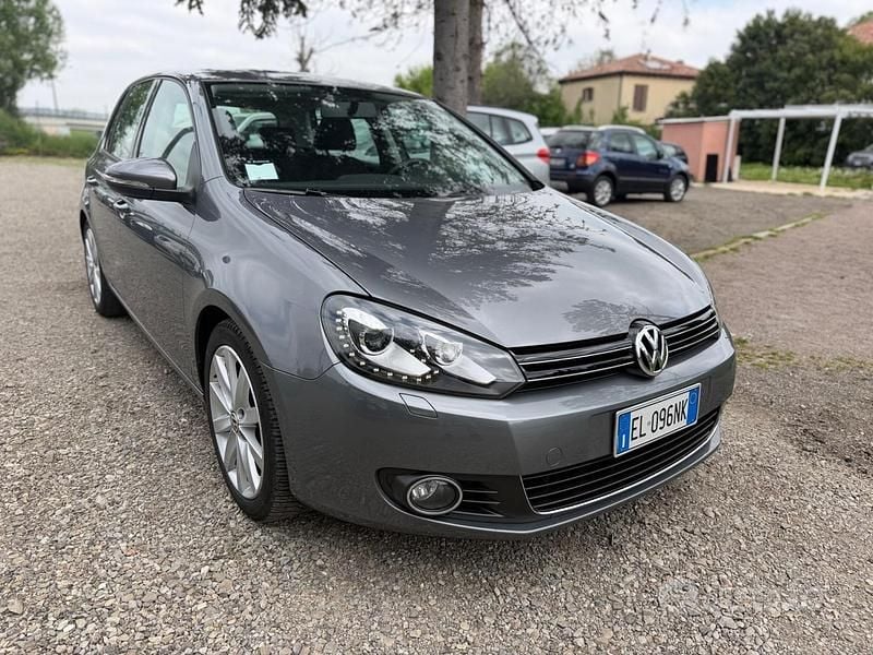 Usata VW Golf VII Highline 104 CV (76 kW) 2012 Grigio Berlina