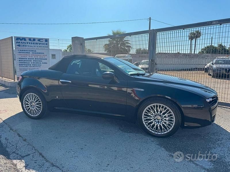 Usata Alfa Romeo Spider 200 CV (147 kW) 2009 Nero Cabrio