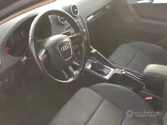 Usado Audi A3 Attraction 105 CV (77 kW) 2008 Negro Utilitario