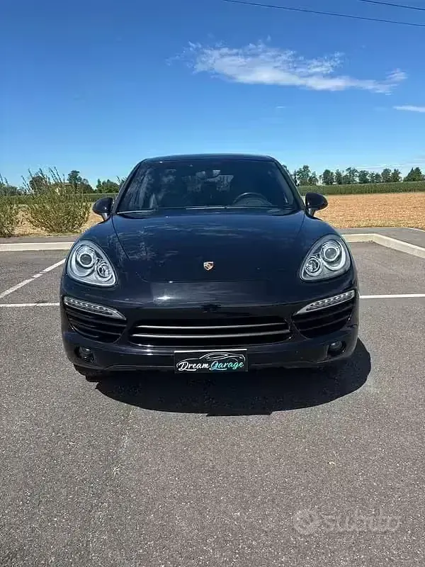 Usata Porsche Cayenne 245 CV (180 kW) 2011 Nero SUV