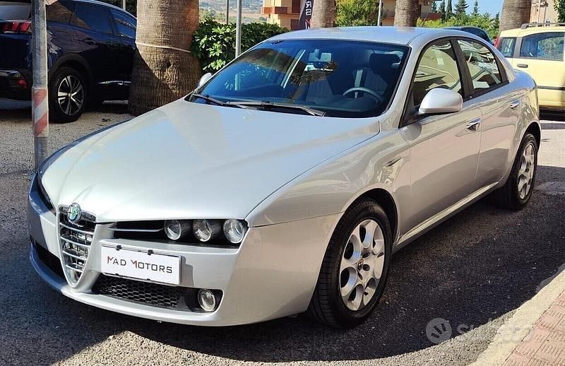 Usata Alfa Romeo 159 Progression 150 CV (110 kW) 2006 Grigio Berlina