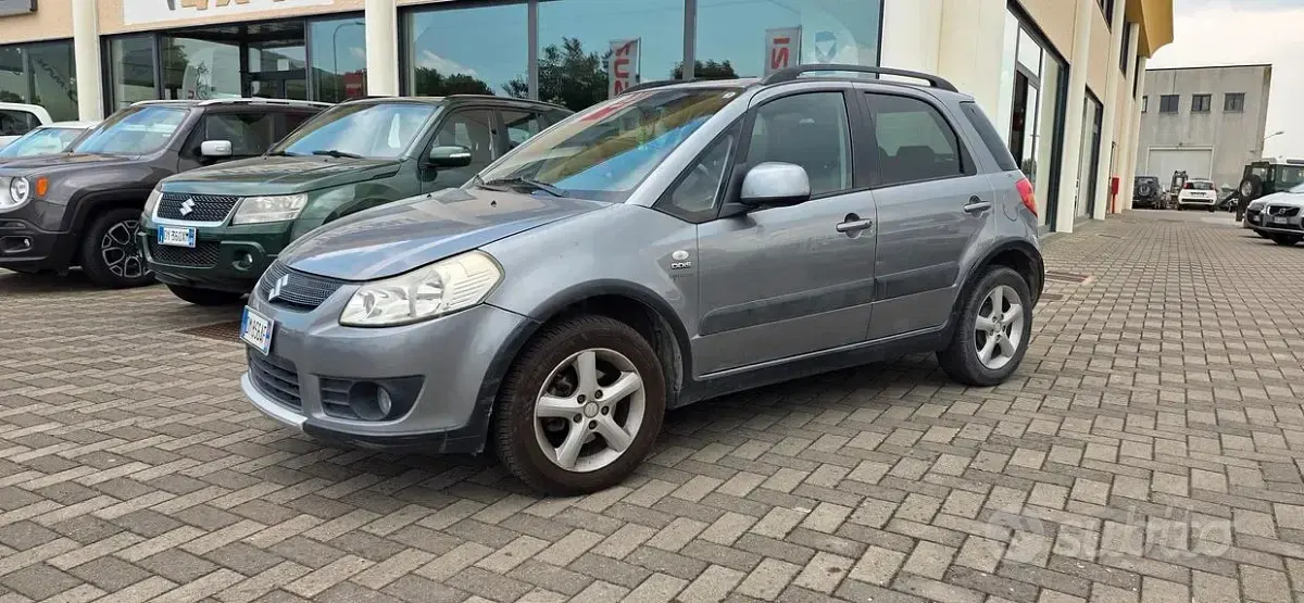Usata Suzuki SX4 120 CV (88 kW) 2008 Grigio SUV