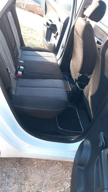 Usata Kia Venga 90 CV (66 kW) 2012 Utilitaria