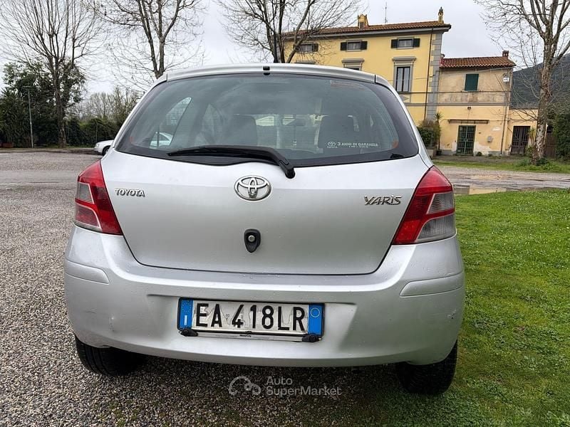 Usata Toyota Yaris 69 CV (50 kW) 2010 Utilitaria