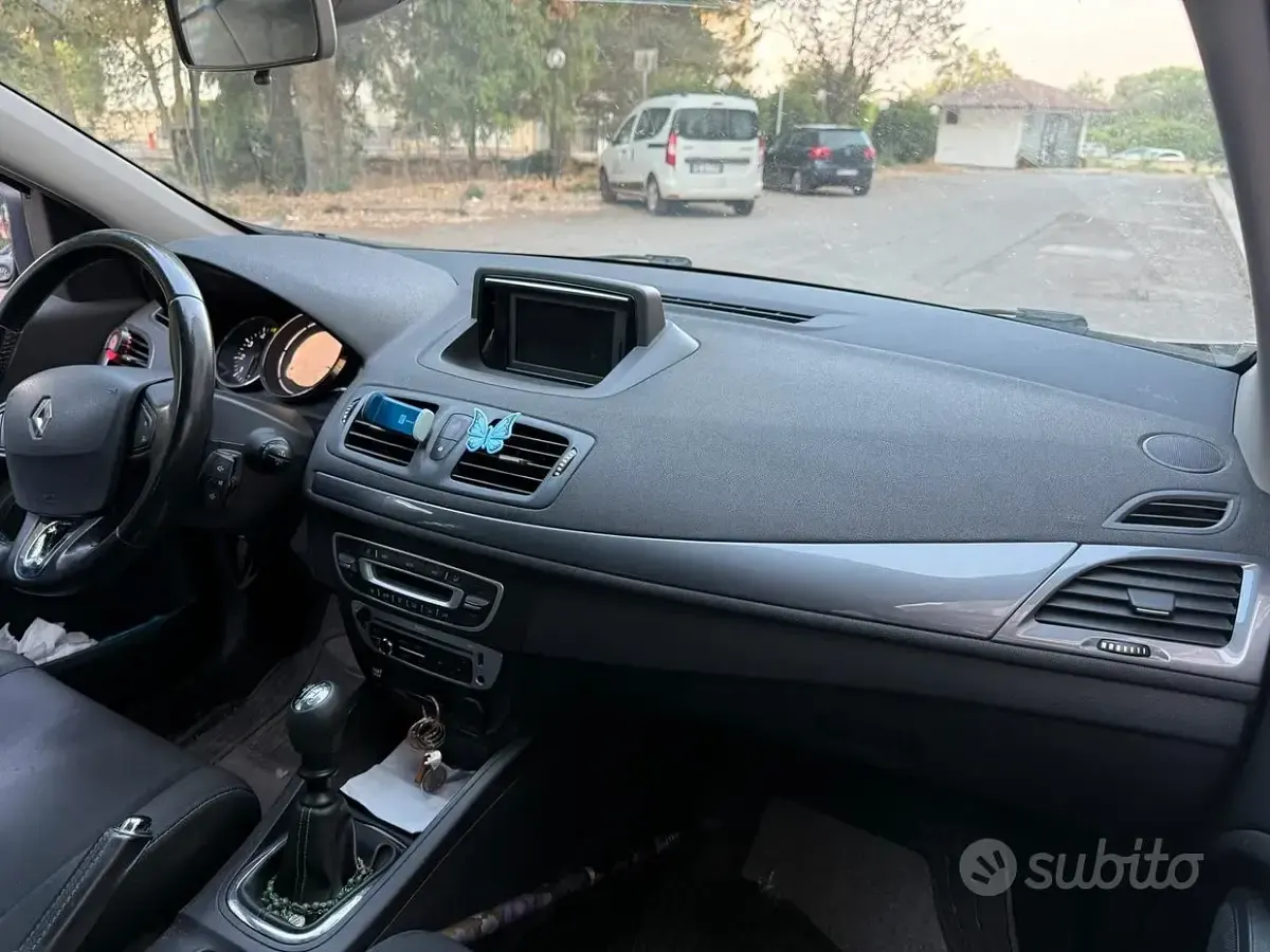Usata Renault Mégane GrandTour 110 CV (80 kW) 2017 Nero Station wagon