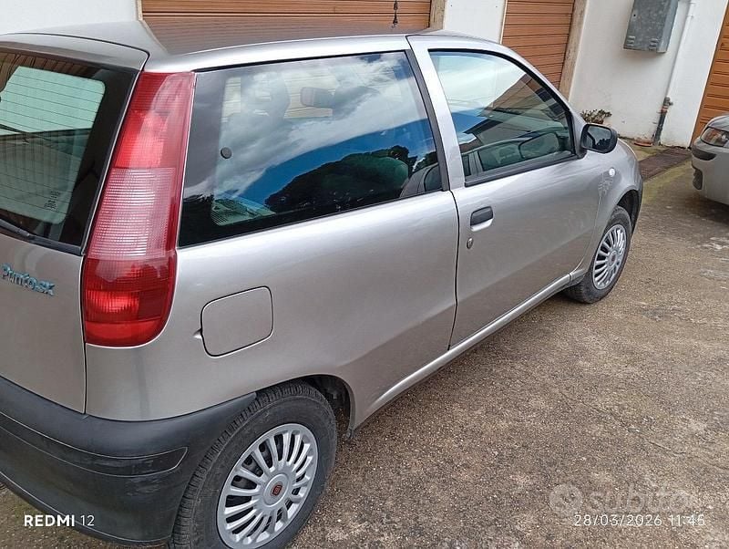 Usata Fiat Punto 60 CV (44 kW) 1996 Berlina