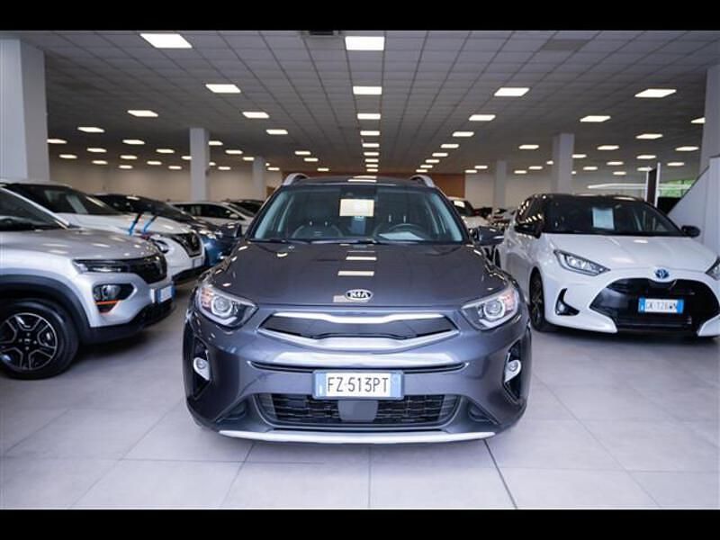 Usata Kia Stonic 97 CV (71 kW) 2020 Grigio SUV
