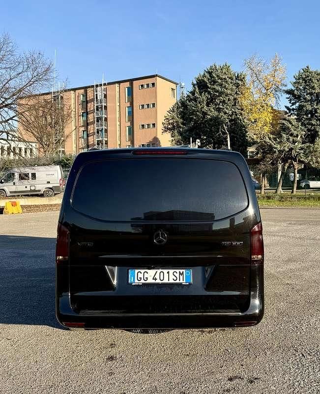 Usata Mercedes Vito 190 CV (139 kW) 2022 Furgone