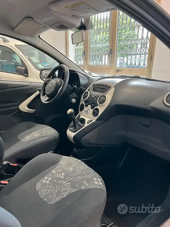 Usata Ford Ka 69 CV (50 kW) 2014 Berlina