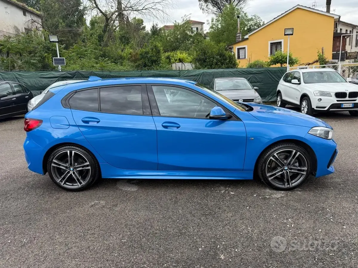 Usata BMW 116 M Sport 116 CV (85 kW) 2021 Blu Utilitaria