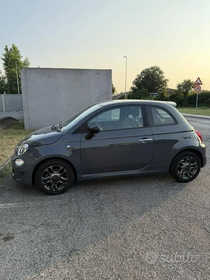 Usata Fiat 500 70 CV (51 kW) 2022 Grigio Berlina