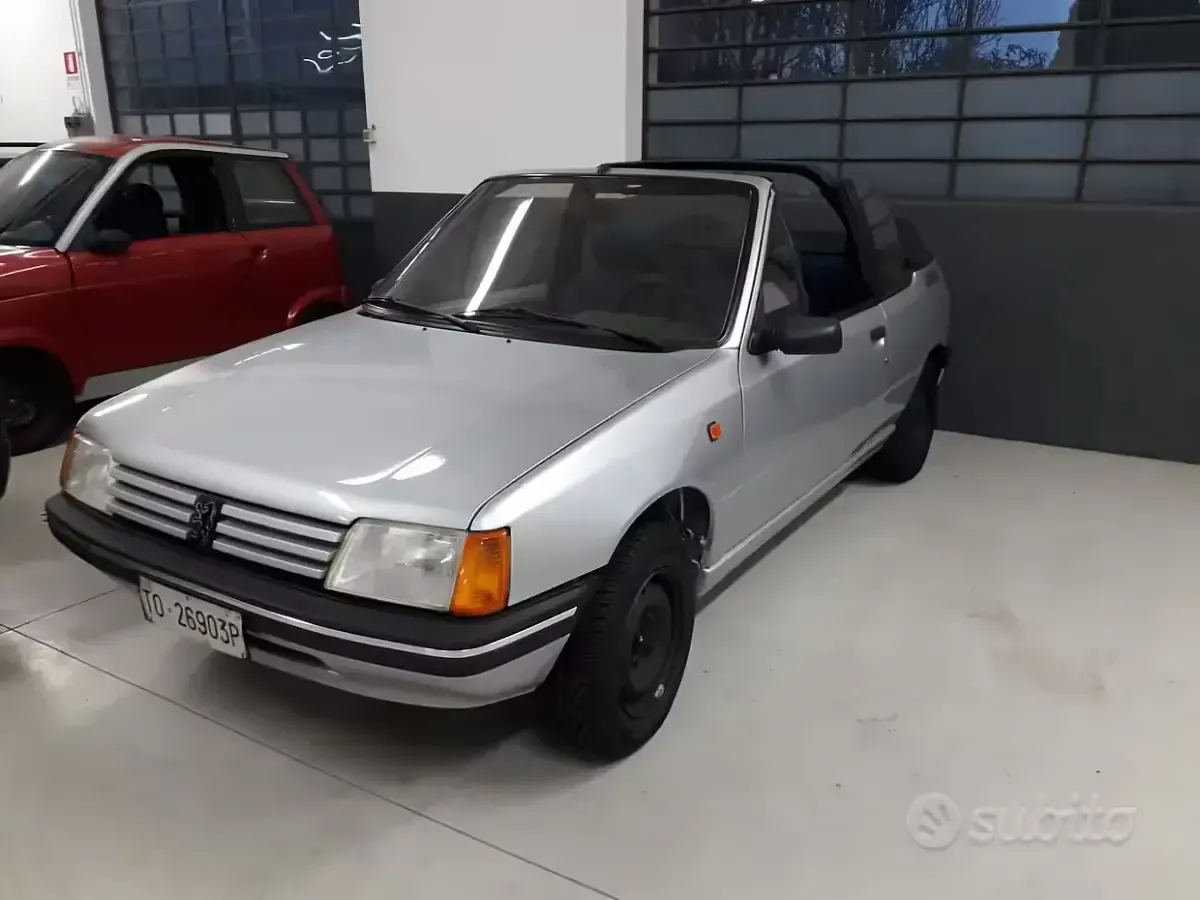 Usata Peugeot 206 CC 54 CV (39 kW) 1990 Cabrio