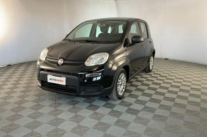 Nero Usata 2024 Fiat Panda Utilitaria | 12.799 € (Buon prezzo) - Immagine 1/4