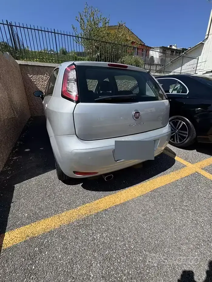 Usata Fiat Grande Punto 75 CV (55 kW) 2013 Utilitaria