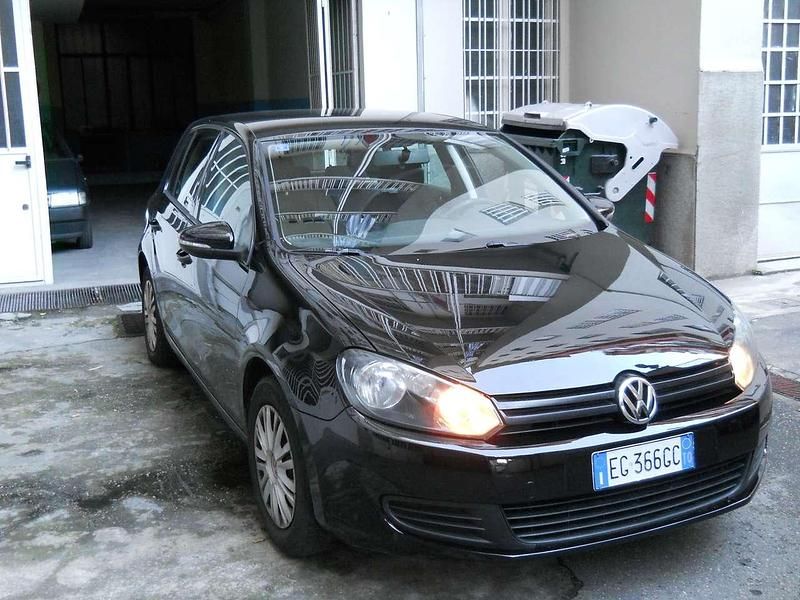 Usata VW Golf VI United 80 CV (58 kW) 2011 Nero Utilitaria