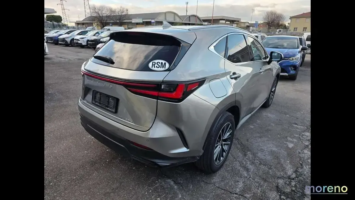 Usata Lexus NX450h+ 185 CV (136 kW) 2023 Other SUV