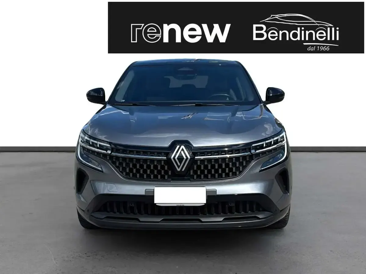 Usata Renault Austral Techno 200 CV (147 kW) 2023 Grigio SUV