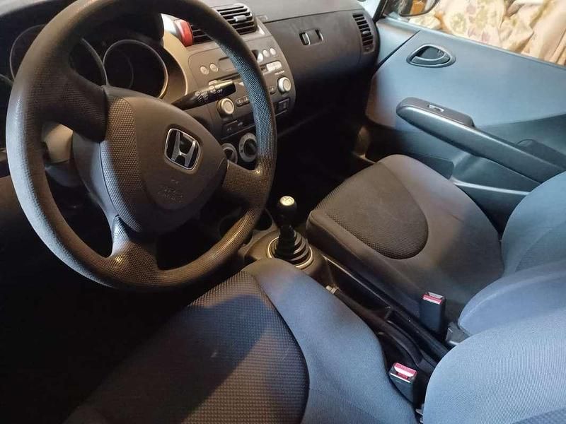 Usata Honda Jazz 77 CV (56 kW) 2006 Utilitaria