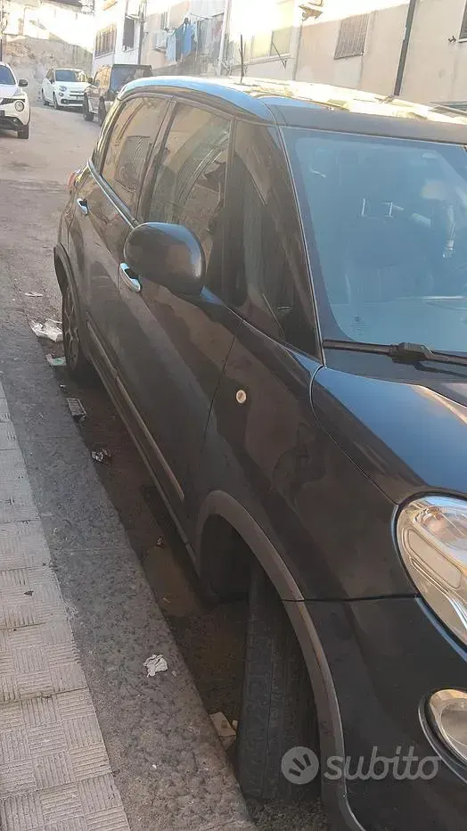 Gebraucht Fiat 500L 85 PS (62 kW) 2014 Schwarz Van / Kleinbus