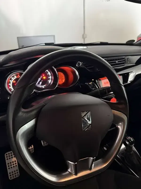 Usata Citroën DS3 So Chic 120 CV (88 kW) 2010 Utilitaria
