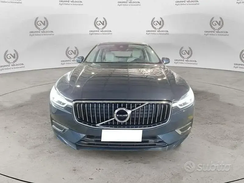 Usado Volvo XC60 Inscription 197 CV (144 kW) 2021 Gris SUV