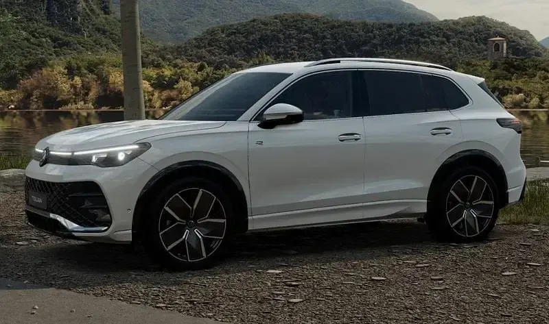 Nuova VW Tiguan R-line Plus 150 CV (110 kW) 2026 Bianco SUV