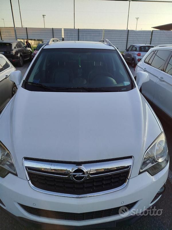 Usata Opel Antara 163 CV (119 kW) 2012 Bianco SUV