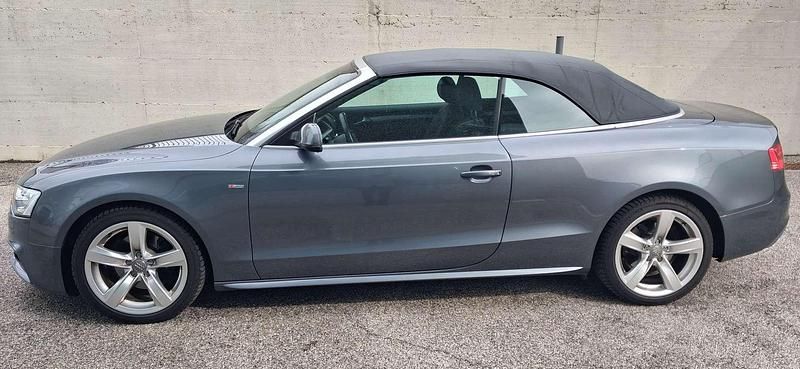Usata Audi A5 Cabriolet Ambiente 190 CV (139 kW) 2015 Grigio Cabrio
