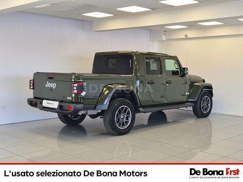 Usata Jeep Gladiator Overland 264 CV (194 kW) 2022 Sarge green Pick-up