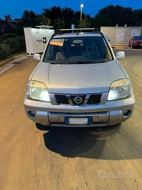 Usata Nissan X-Trail 136 CV (100 kW) 2007 Grigio SUV