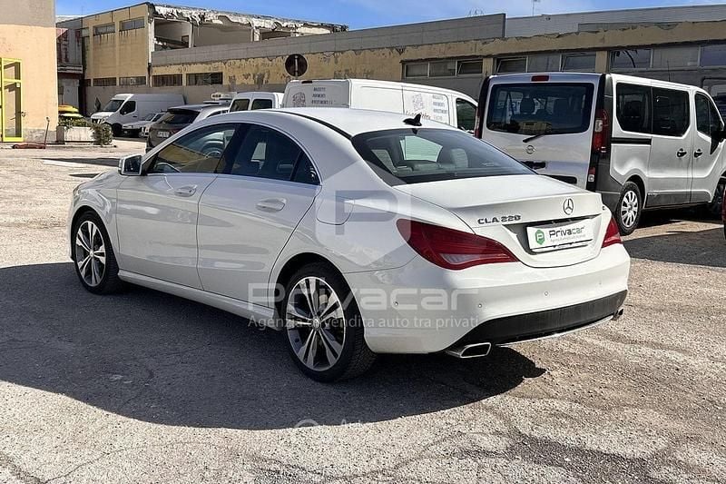 Usata Mercedes CLA220 170 CV (125 kW) 2015 Bianco Berlina