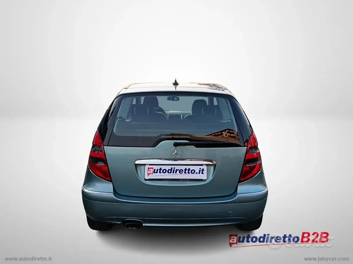 Usata Mercedes A150 Avantgarde 95 CV (69 kW) 2005 Blu/azzurro Berlina