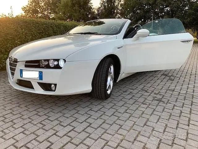 Usata Alfa Romeo Spider 2010 Bianco Cabrio