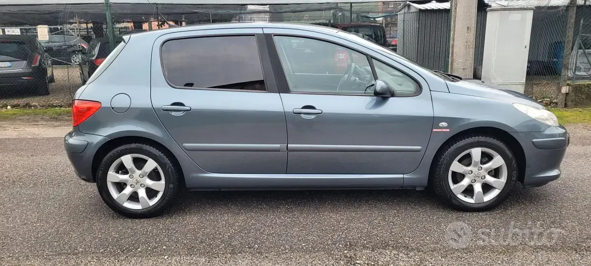 Usata Peugeot 307 109 CV (80 kW) 2008 Grigio Berlina