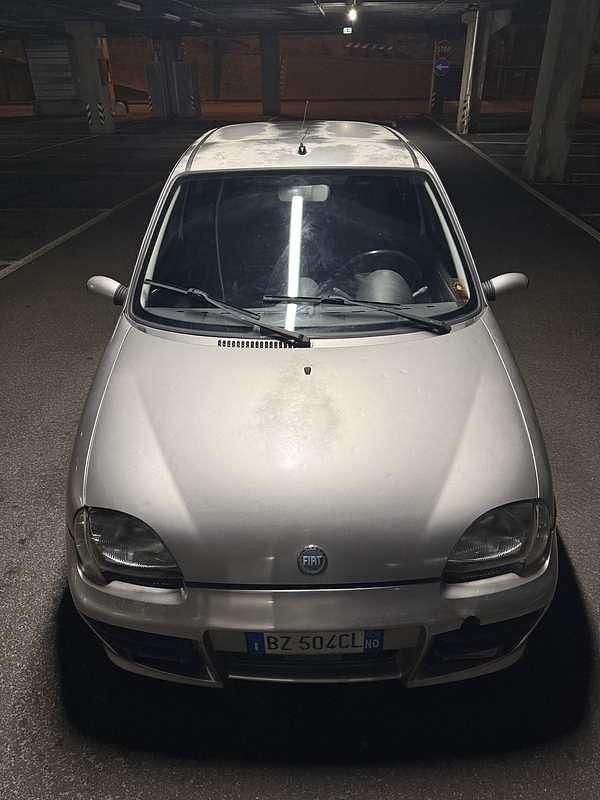 Usata 2002 Fiat Seicento Due volumi | 1100 € (Super prezzo) - Immagine 1/4