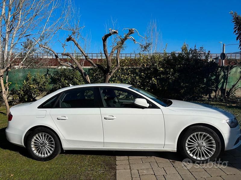 Usata Audi A4 Business Plus 143 CV (105 kW) 2013 Bianco Berlina