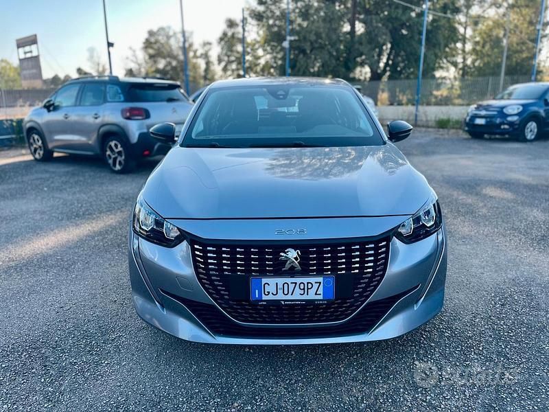 Usata Peugeot 208 102 CV (75 kW) 2022 Grigio Utilitaria