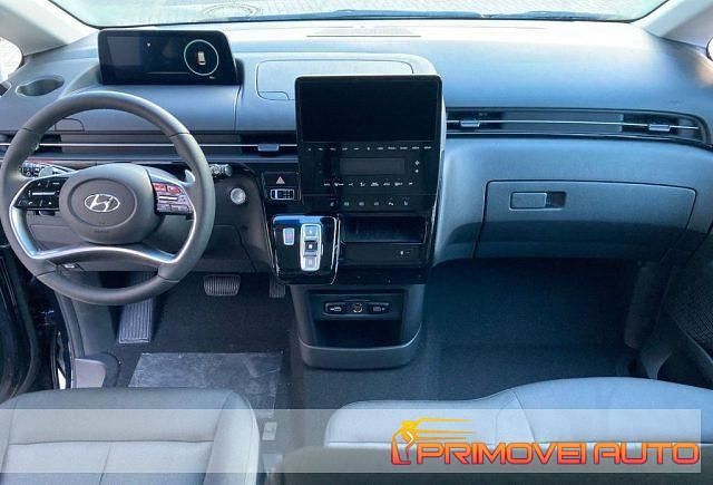Usata Hyundai Staria 177 CV (130 kW) 2024 Nero Monovolume