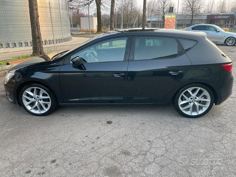 Usata Seat Leon FR 184 CV (135 kW) 2014 Nero Coupé