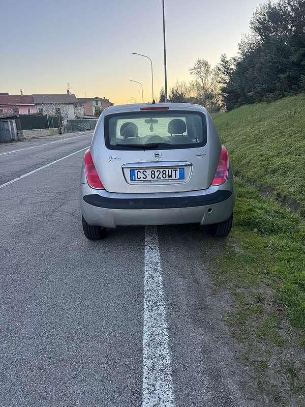 Usata Lancia Ypsilon 69 CV (50 kW) 2005 Utilitaria