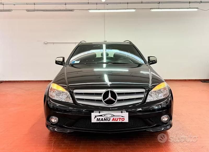 Usata Mercedes C220 170 CV (125 kW) 2010 Nero Station wagon