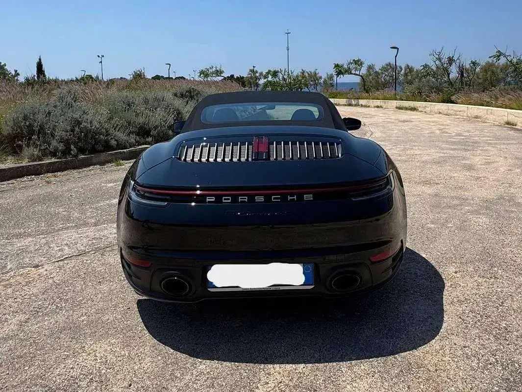 Usata Porsche 911 Carrera Cabriolet 450 CV (330 kW) 2023 Nero Cabrio