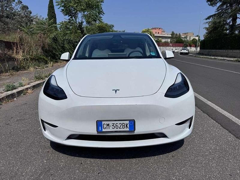 Usata Tesla Model Y 152 kW (208 CV) 2023 Bianco SUV